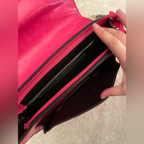 Pink Purse - Picture 13 of 16